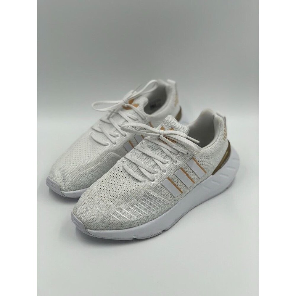 Adidas Swift Run 22 Size 7.5 White and Gold for Women